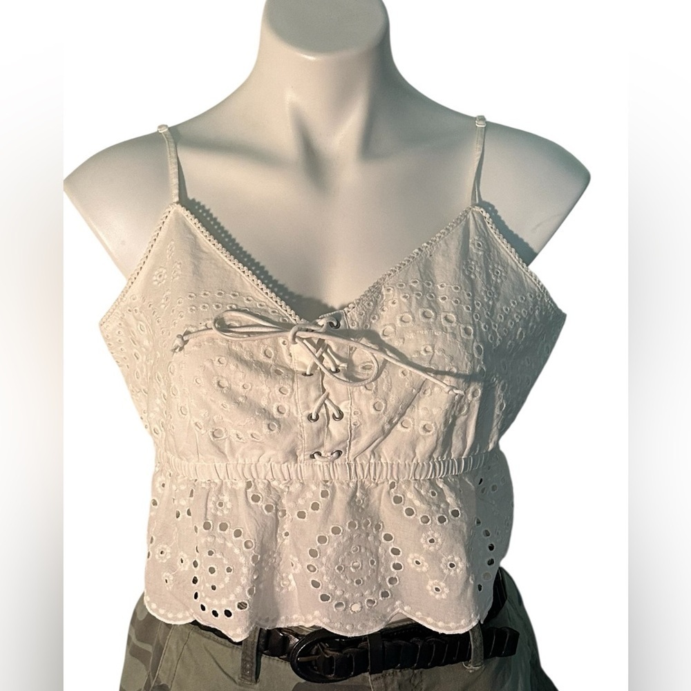Aerie women’s crop top, size XL.White.